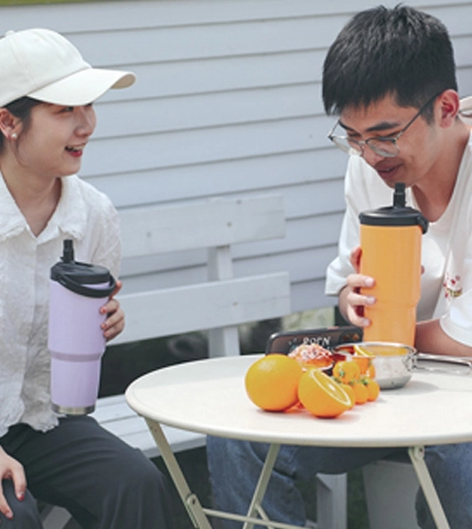 ハンドル付き30 oz真空絶縁タンブラー01073A