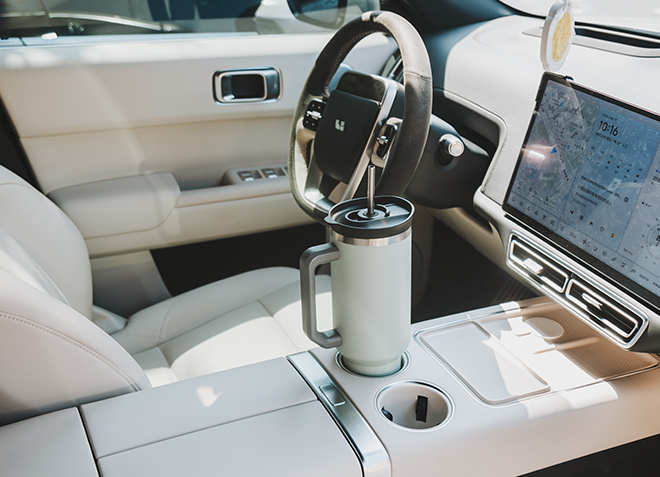 ハンドルとストロー付き40オンスタンブラー19323B